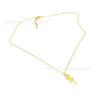 Collier pendentif rose en acier inoxydable plaqué or 18 carats, design floral, pour cadeau, bijoux tendance - Product Image 5