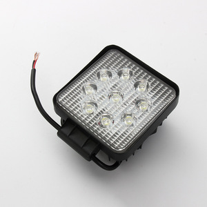 ไฟ LED ทำงาน 4 นิ้ว 9 LED ทรงสี่เหลี่ยม ตัวเรือนพลาสติกสีดำ ใช้ไฟ DC อายุการใช้งาน 50000 ชั่วโมง - Product Image 3