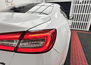 ฟิล์มไวนิลหุ้มรถยนต์สีขาวมุกเงา PVC คุณภาพสูง ขนาด 1.52 ม. x 18 ม. ป้องกันรอยขีดข่วน ติดตั้งง่ายด้วยกาวในตัว เปลี่ยนสีรถได้ทั้งคัน - Product Image 5