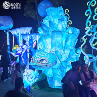 Grandes sculptures de lanternes LED en forme de tortue mécanique artisanales pour les spectacles nocturnes des parcs à thème et les expositions lumineuses dans les zones scéniques