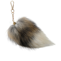 Véritable fourrure de renard queue voiture porte-clés fourrure en peluche pendentif rouge noir et blanc dégradé porte-clés