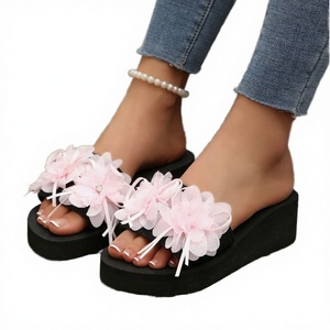 Sandales et tongs pour femmes à plateforme et talon compensé, à semelle épaisse, polyvalentes pour l'extérieur, utilisables été comme hiver, avec dessus en éponge - Product Image 5