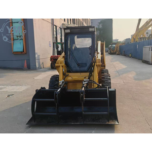 Chargeuse frontale Caterpillar 226B d'occasion, chargeuses Cat 226 d'occasion, parfaites pour les espaces restreints, excellent rapport qualité-prix - Product Image 4