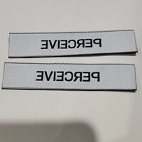 Étiquettes tissées personnalisées pour vêtements en satin damassé, étiquettes de vêtements écologiques à haute densité pour T-shirt