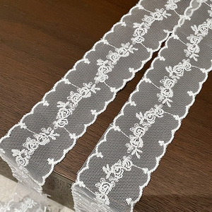 Pañuelo de encaje blanco con bordado floral para mujer, accesorio de verano, bufanda larga y fina, estilo elegante - Product Image 5