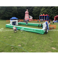 Terrain de football gonflable de terrain de jeu de football extérieur commercial de PVC avec le terrain de football de savon pour des jeux de sport