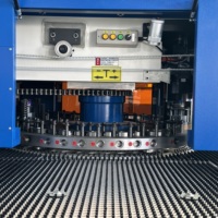 Presse à tourelle mécanique automatique CNC pour le poinçonnage, la découpe de contours, la découpe de bords, le traitement des persiennes pour la fabrication de tôles