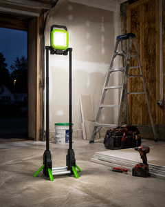 Projecteur LED portable robuste et pliable 3000LM sans fil avec support télescopique, modes froid et chaud pour la rénovation et l'entretien - Product Image 6