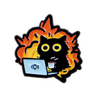 Broche personnalisée en émail métallique imprimé, motif chat noir mignon et scène de feu, pour vêtements et accessoires de sac à dos