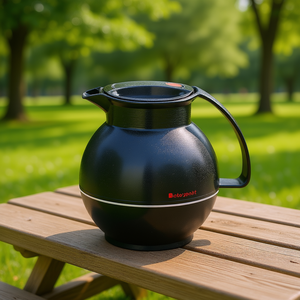 เหยือกพลาสติกน้ำหนักเบา Rotpunkt รุ่น 360 Sissy สีดำ ขนาด 2 ลิตร - Product Image 3