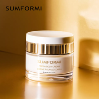 Crème et lotion bio pour le visage personnalisée pour éliminer efficacement les taches brunes et blanchir la peau avec des ingrédients étiquetés