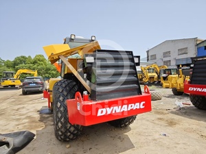 Rodillo Vibratorio Usado DYNAPAC CA301D de Un Solo Tambor, Motor, Bomba, Rodamiento - 44.7KW de Potencia, 13000kg de Peso - Equipo de Construcción - Product Image 2