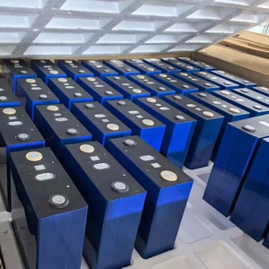 Batterie solaire rechargeable au lithium-ion de grade A 3.2V 314Ah Lifepo4 Cell Cornex 314ah prismatique pour voiturette de golf et <span class=keywords><strong>ESS</strong></span> domestique de 15KWH - Product Image 6