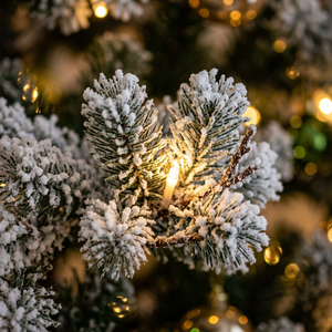 <span class=keywords><strong>Sapin</strong></span> de Noël floqué pré-éclairé de haute qualité, 7,5 pieds, 100 % PE, effet neige réaliste, 3000 LED, alimentation USB, personnalisable - Product Image 3