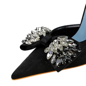 Nuevos Zapatos de Tacón Alto Elegantes para Mujer, con Punta Puntiaguda, Abertura Lateral, Adorno de Diamantes de Imitación y Lazo, 7.5cm/10CM - Product Image 2