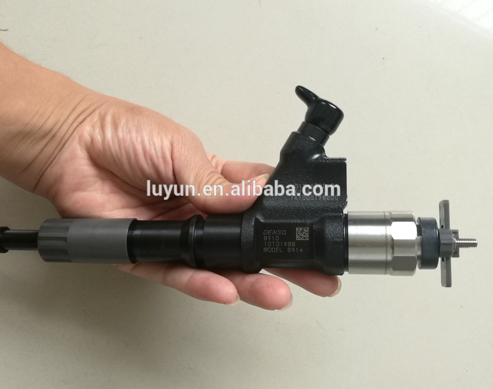 diesel fuel injector 095000-8910 VG1246080106 injector for sinotruck HOWO A7 common rail 095000-8910 VG1246080106