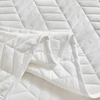 Couvre-lits pour lit Queen, couvre-lits blancs, couvre-lits doux, couvre-lits d'été légers en microfibre, couvre-lits modernes pour toutes les saisons