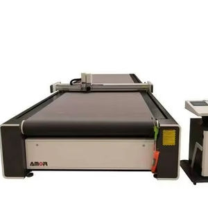 Jinan AMOR China Fabricación Yuga Ropa deportiva Ropa Cheerleading Dance Team Uniformes Máquina de corte - Product Image 1