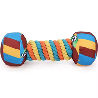 Jouet à mâcher pour chien en peluche de polyester de haute qualité, en forme de bonbon torsadé arc-en-ciel, couineur, pour le nettoyage des dents