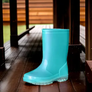 高品质PVC儿童雨靴防水可定制批发工厂价格冬季夏季快速交货