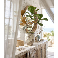 Vase à fleurs artisanal avec un design vintage blanc vieilli, vase pour la décoration de table de salon