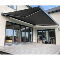 Auvent rétractable motorisé à cassette complète avec éclairage LED, bras pliable en aluminium, abri solaire et pluie automatique pour terrasse extérieure