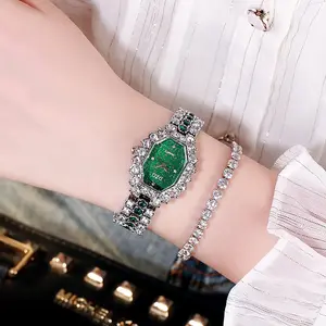 Jam tangan berlian warna-warni jam tangan gelang berlian penuh persegi tonneau dengan berlian jam tangan kuarsa berlian imitasi mode