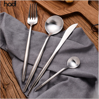 Ensemble de couverts HADI Restaurant 1810 Export Bule Gold en acier inoxydable 304, couteaux et fourchettes, compatibles lave-vaisselle, provenant du Guangdong
