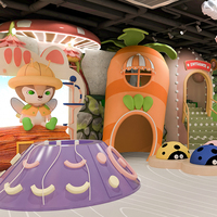 Petit équipement de terrain de jeu intérieur avec structures de jeu souples, zone de jeux interactifs pour les centres de divertissement pour enfants