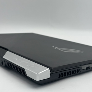 โน้ตบุ๊คเกมมิ่ง ASUS Strix 5 Plus มือสอง สภาพ 95% รุ่น R9-5900H RTX3070 8G แรม 16GB+SSD 512GB หน้าจอ 17.3 นิ้ว ประสิทธิภาพระดับเรือธง พร้อมคำแนะนำออนไลน์ - Product Image 4