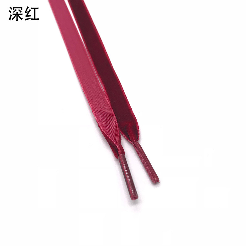 Nouveau rouge foncé