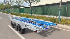 <span class=keywords><strong>Remorque</strong></span> de <span class=keywords><strong>bateau</strong></span> en aluminium sur mesure de 35 pieds avec couchettes en polyéthylène, trois essieux et capacité de chargement VIN CE DOT de 5 tonnes pour le déplacement de bateaux - Product Image 3