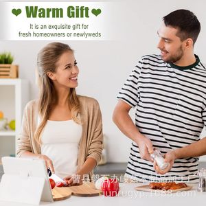 Tabla de cortar de madera de acacia en forma de corazón para regalo del Día de la Madre, decoración de mesa, plato para servir carne, pizza y queso - Product Image 4