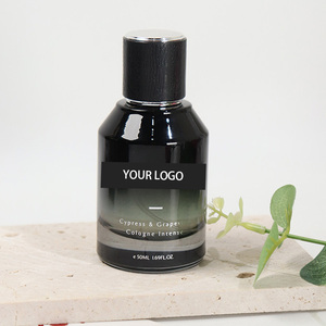 Eau de Parfum Classique pour Homme Cèdre Lavande Mousse Ingrédients Herbacés Naturels Parfum Vente en Gros OEM - Product Image 4