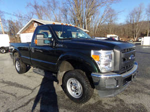 Venta al por Mayor de Camionetas F-250 Super Duty 4x4 2015 Baratas, Cabina Regular de 2 Puertas, Volante a la Izquierda, Asientos de Cuero, Cámara Trasera, Faros LED - Product Image 3