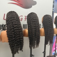 Perruques en cheveux vierges en gros, bouclées profondes, avec dentelle HD 13x6, perruques frontales en dentelle 13x4 à ondulations profondes, perruques en cheveux humains bouclés effet mouillé pour femmes noires