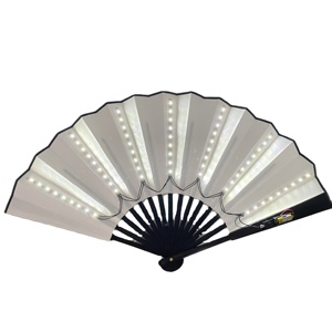 Éventail pliant lumineux LED coloré de 33 cm en bambou sculpté, télécommandé, pour spectacle de scène et fête d'anniversaire - Product Image 4