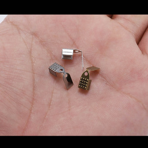 Accessoires de bijouterie : Matériaux pour la fabrication de bracelets avec cordon ciré, clips de fixation en forme de tête de serpent dorée et de formes variées - Product Image 3