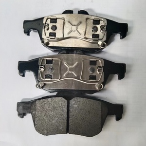 Precio al por mayor, la <span class=keywords><strong>mejor</strong></span> calidad, pastillas de freno semimetálicas/cerámicas, repuestos para automóviles, bajo polvo, sin ruido - Product Image 2