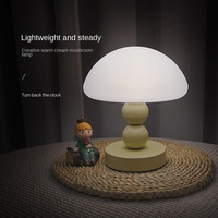 Lampe de table nordique en forme de champignon, 3 couleurs réglables, base en métal, lampe de chevet pour chambre à coucher, chambre d'enfant, salon, décoration