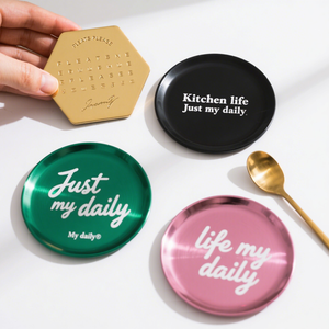 Vente en gros de sous-verres ronds en métal sous-verres en aluminium brillant de sublimation supportant la personnalisation du logo au laser - Product Image 1