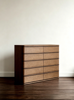 Commode moderne à 10 tiroirs avec grain de bois clair et ouverture par pression pour chambre à coucher