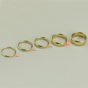 Anillo de Tungsteno Chapado en Oro de 18k de 2mm/3mm/4mm/6mm/8mm al por Mayor, con Logotipo Personalizado, Ajuste Cómodo, Anillo de Compromiso y <span class=keywords><strong>Boda</strong></span> <span class=keywords><strong>para</strong></span> Parejas, Regalo - Product Image 3