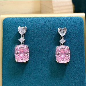 Orecchini Pendenti a Cuore Rosa per Donne, Forma Geometrica, Accessori per Orecchie da Indossare Quotidianamente, per Outfit Casual e Regalo - Product Image 5