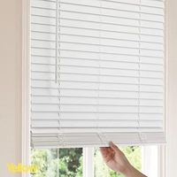 Vente en gros de stores en PVC à lattes verticales électriques sans fil de 2 pouces, imitation bois, taille personnalisée, pour la maison, le bureau, la chambre à coucher