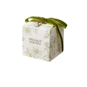 Stampa nastro perla imballaggio semplice scatole di carta scatola di caramelle di nozze nuovo INS fiore luce borsa per feste di lusso cartone regalo di compleanno