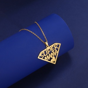 Super Mama Collier pour <span class=keywords><strong>Parents</strong></span> Anniversaire À La Mode Anime Collier Bijoux Femmes Fête Des Mères <span class=keywords><strong>Cadeau</strong></span> En Gros - Product Image 2