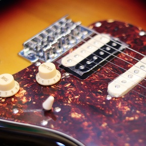 Guitarra Eléctrica Profesional <span class=keywords><strong>ST</strong></span> Intermedia al por Mayor, 22 Trastes Redondeados, Tamaño Completo, B2B OEM/ODM para Usuarios Avanzados - Product Image 3