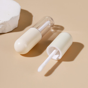 Botella recargable completamente transparente para brillo de labios Aceite de labios Embalaje cosmético personalizable - Product Image 4