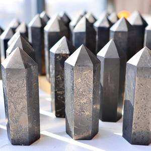 หินคริสตัลธรรมชาติทรงหอก ชุงไกต์ ควอตซ์ สำหรับงานฝีมือและตกแต่งบ้าน ขายส่ง - Product Image 1